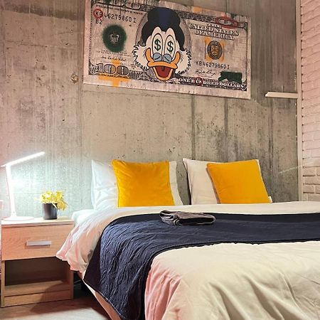 Moonlight Hostel إلفيف المظهر الخارجي الصورة