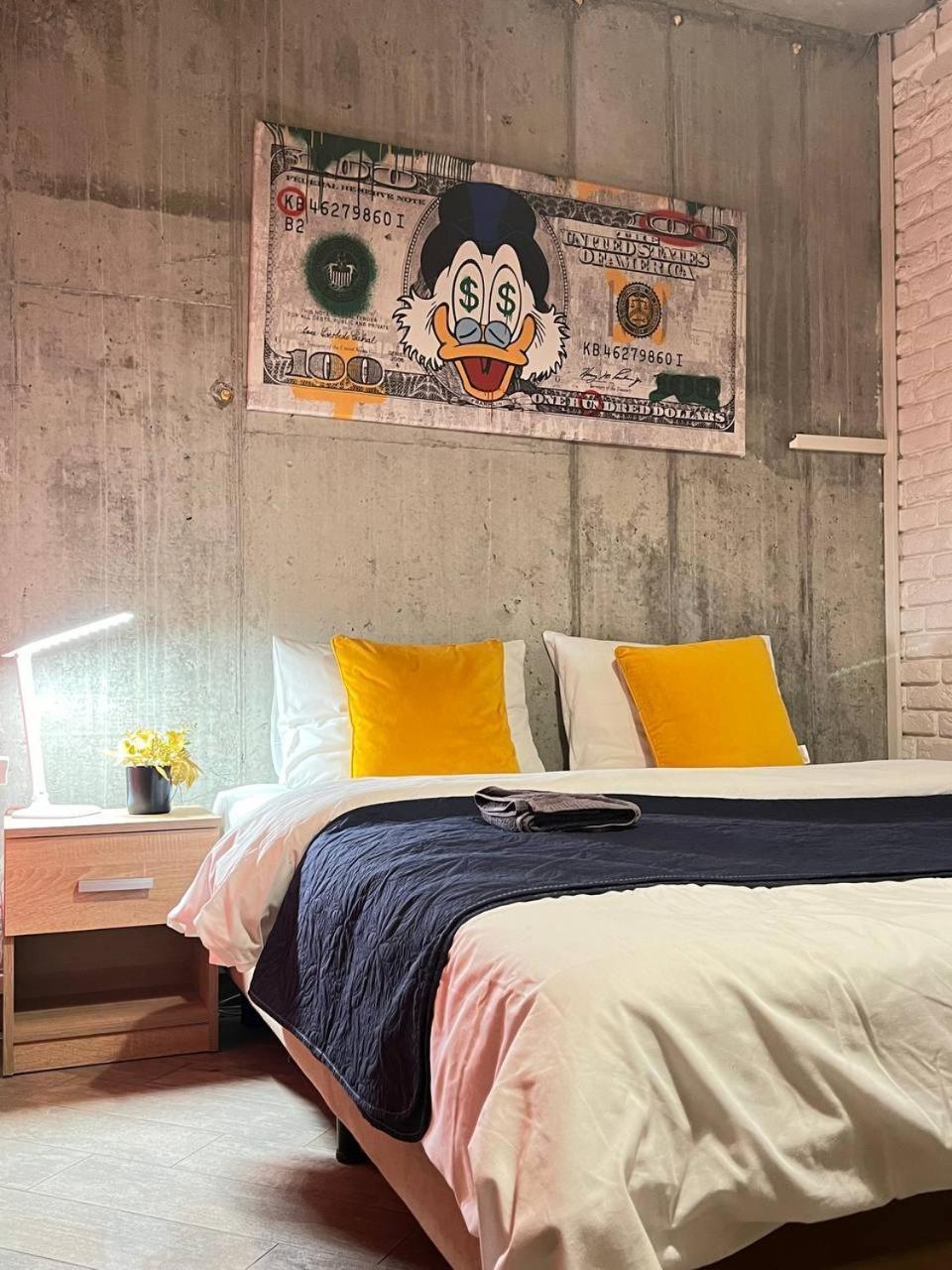 Moonlight Hostel إلفيف المظهر الخارجي الصورة